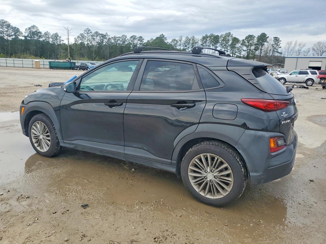 2020 Hyundai Kona VIN KM8K22AA7LU400328 photo 2