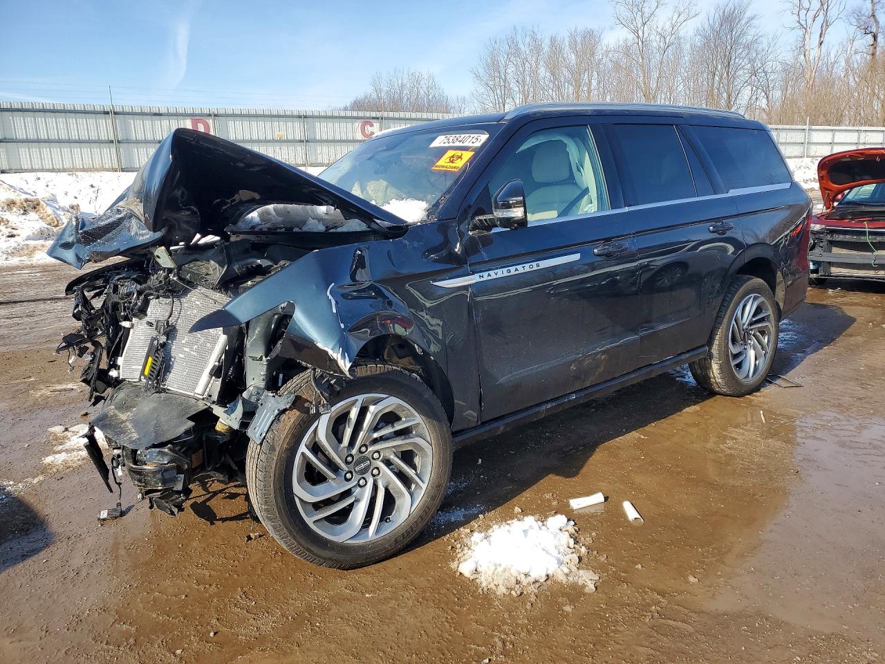 2025 Lincoln Navigator VIN 5LMJJ2LG8SEL11602 photo 1
