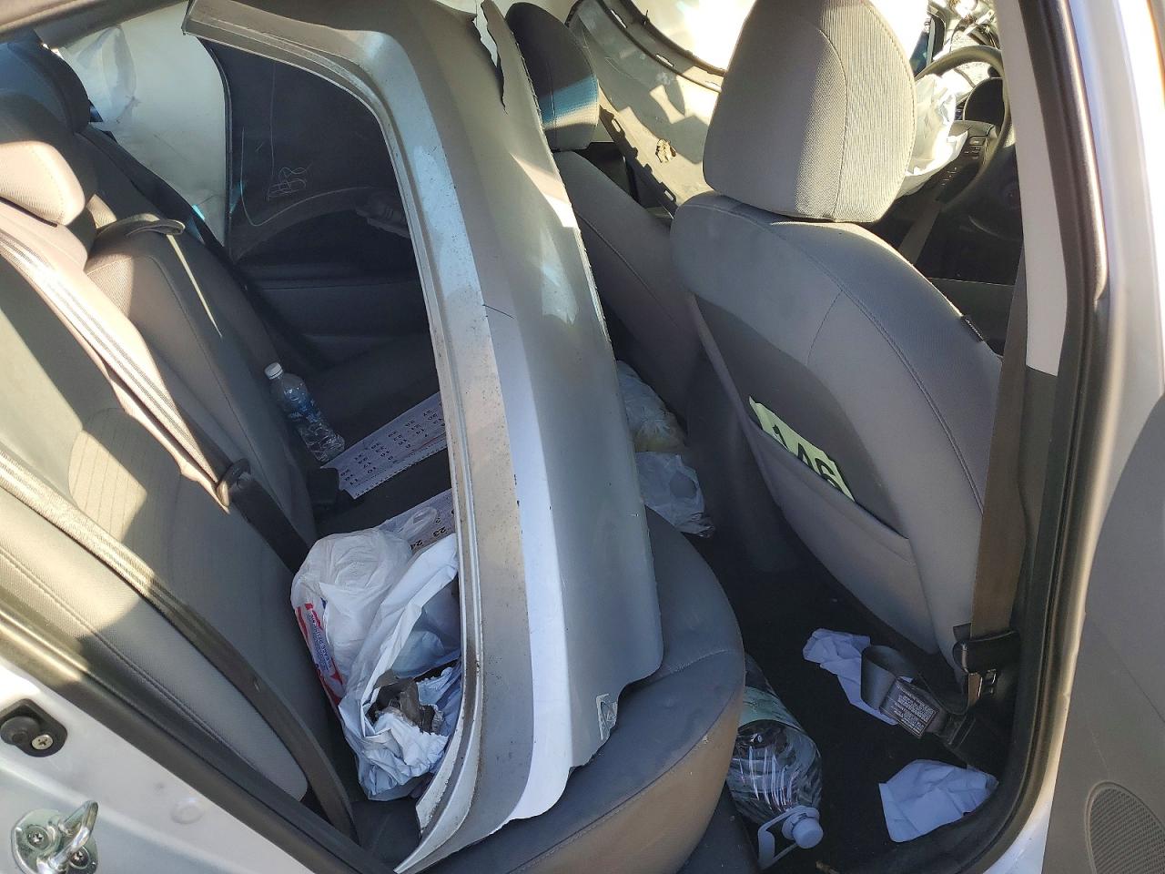 2018 Kia Forte VIN 3KPFL4A70JE193120 photo 10
