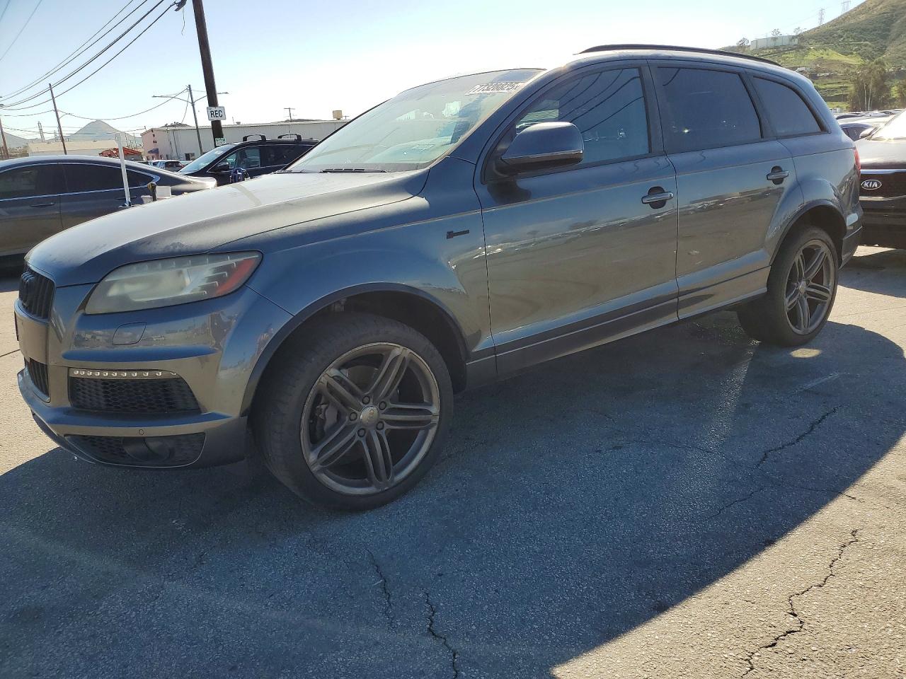 2014 Audi Q7 VIN WA1DGAFE2ED014336 photo 1