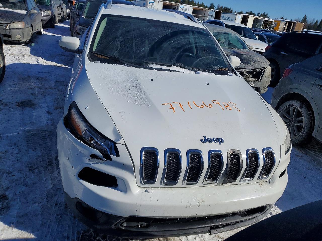 2016 Jeep Grand cher VIN 1C4PJLCSXGW176751 photo 5