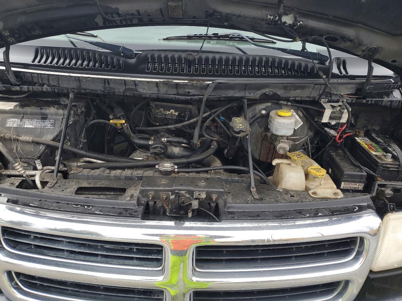 2002 Dodge B series VIN 2B6HB11Y42K143451 photo 12