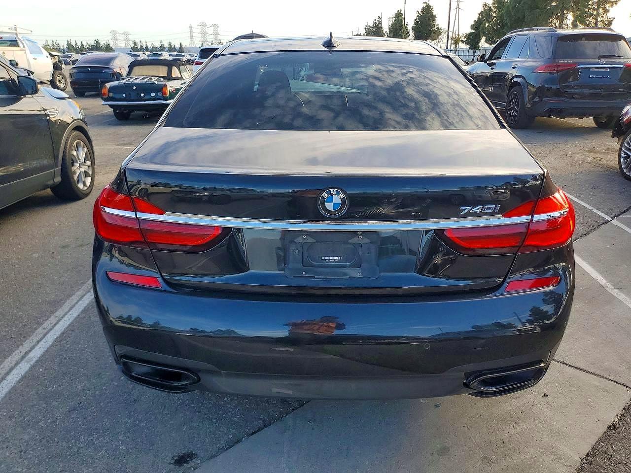 2019 BMW 7 series VIN WBA7E2C58KB218548 photo 6