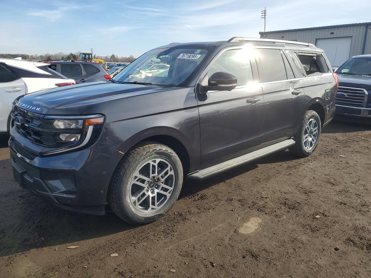 2025 Ford Expedition VIN 1FMJK1J87SEA53403 photo 1
