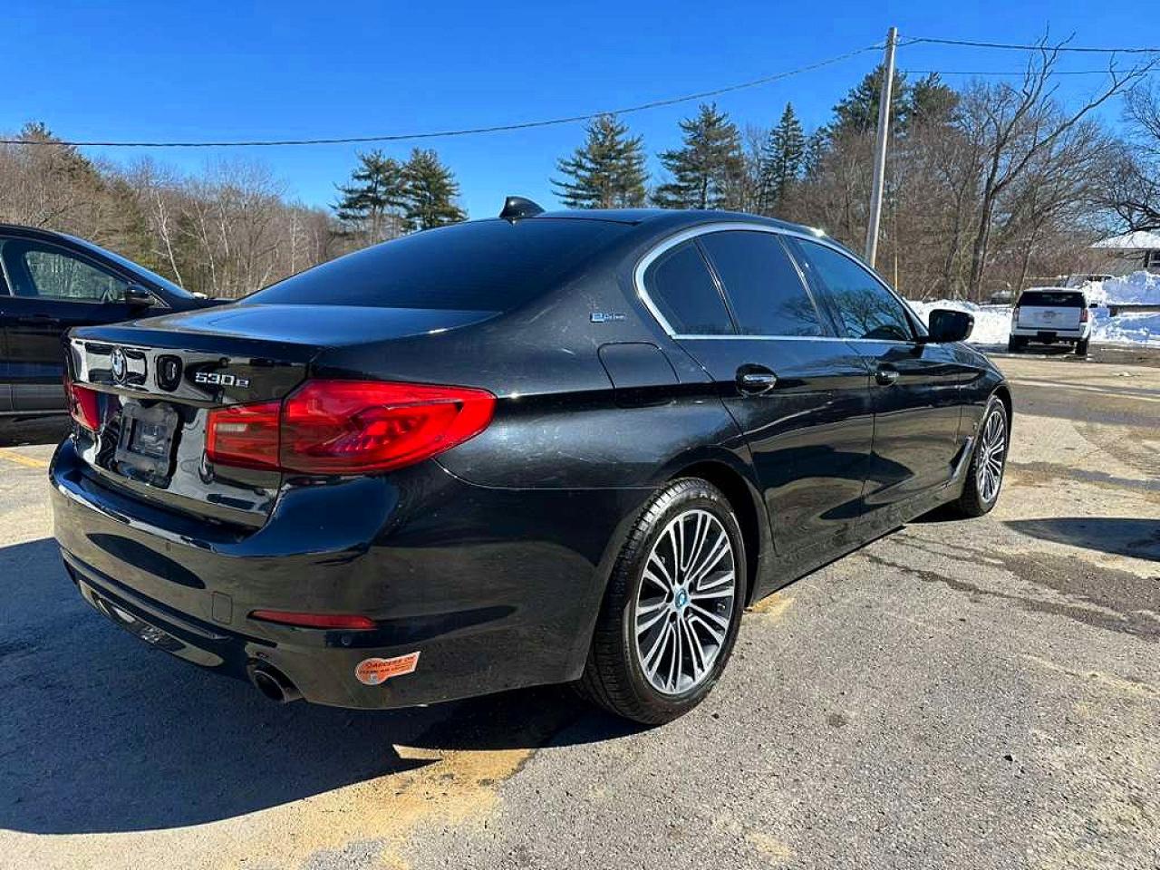 2018 BMW 5 series VIN WBAJA9C56JB253324 photo 3