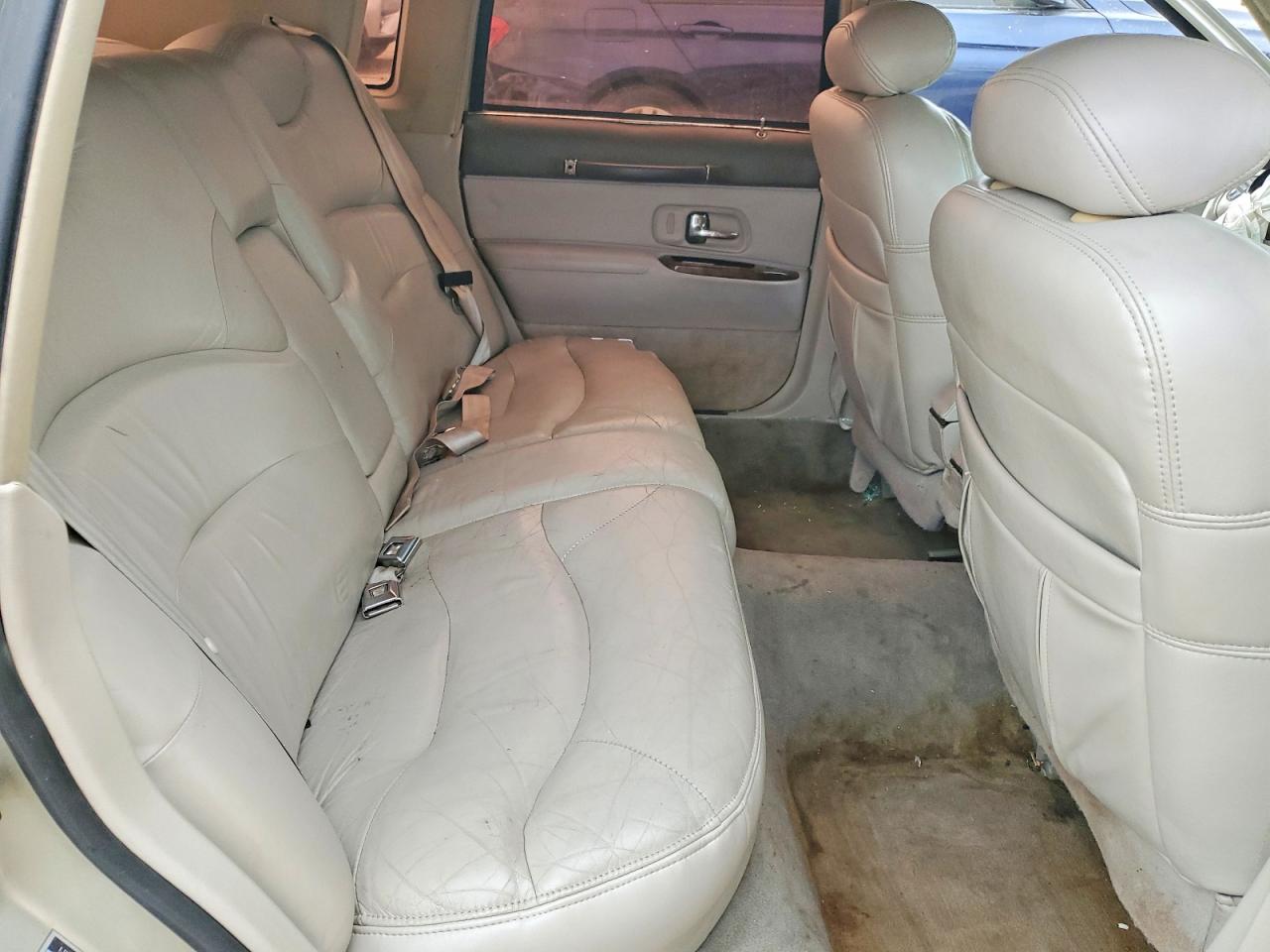 1997 Lincoln Towncar VIN 1LNLM82W0VY726334 photo 10