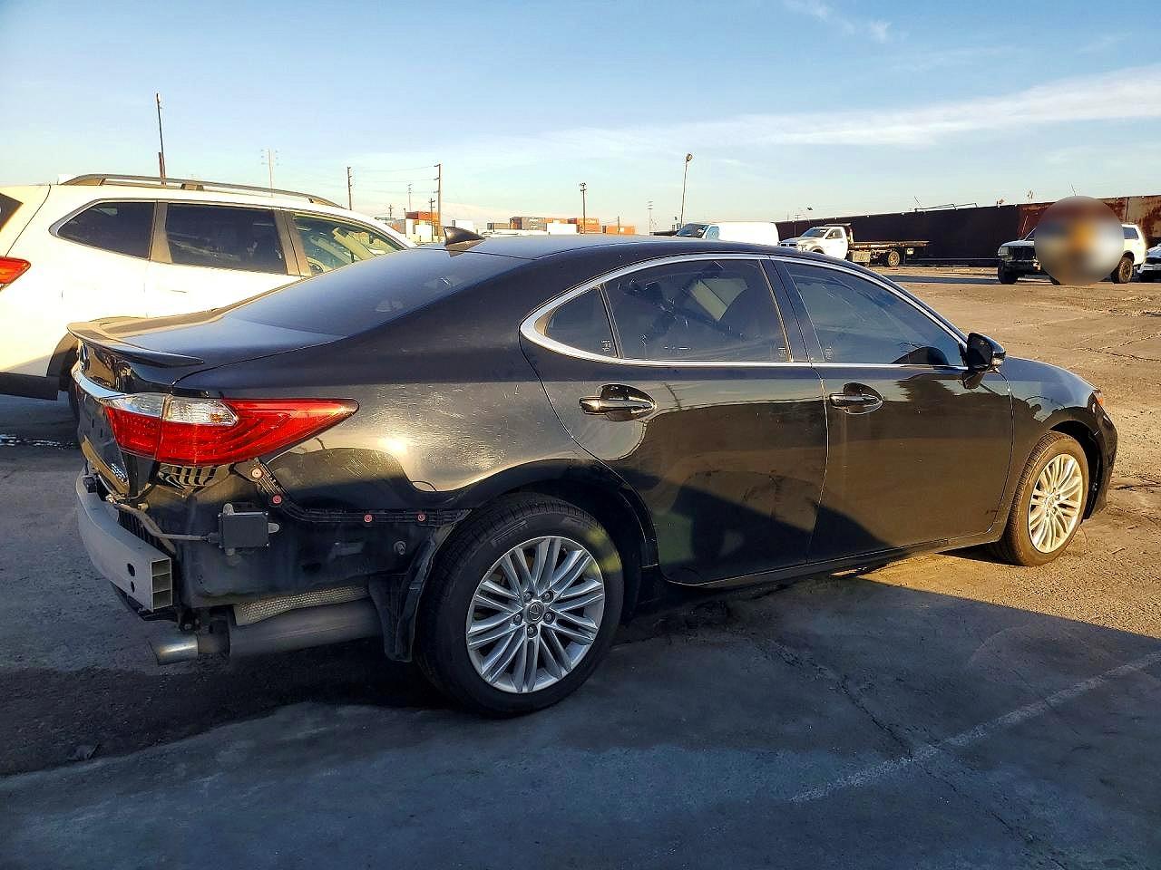 2015 Lexus ES350 VIN JTHBK1GG4F2197018 photo 3