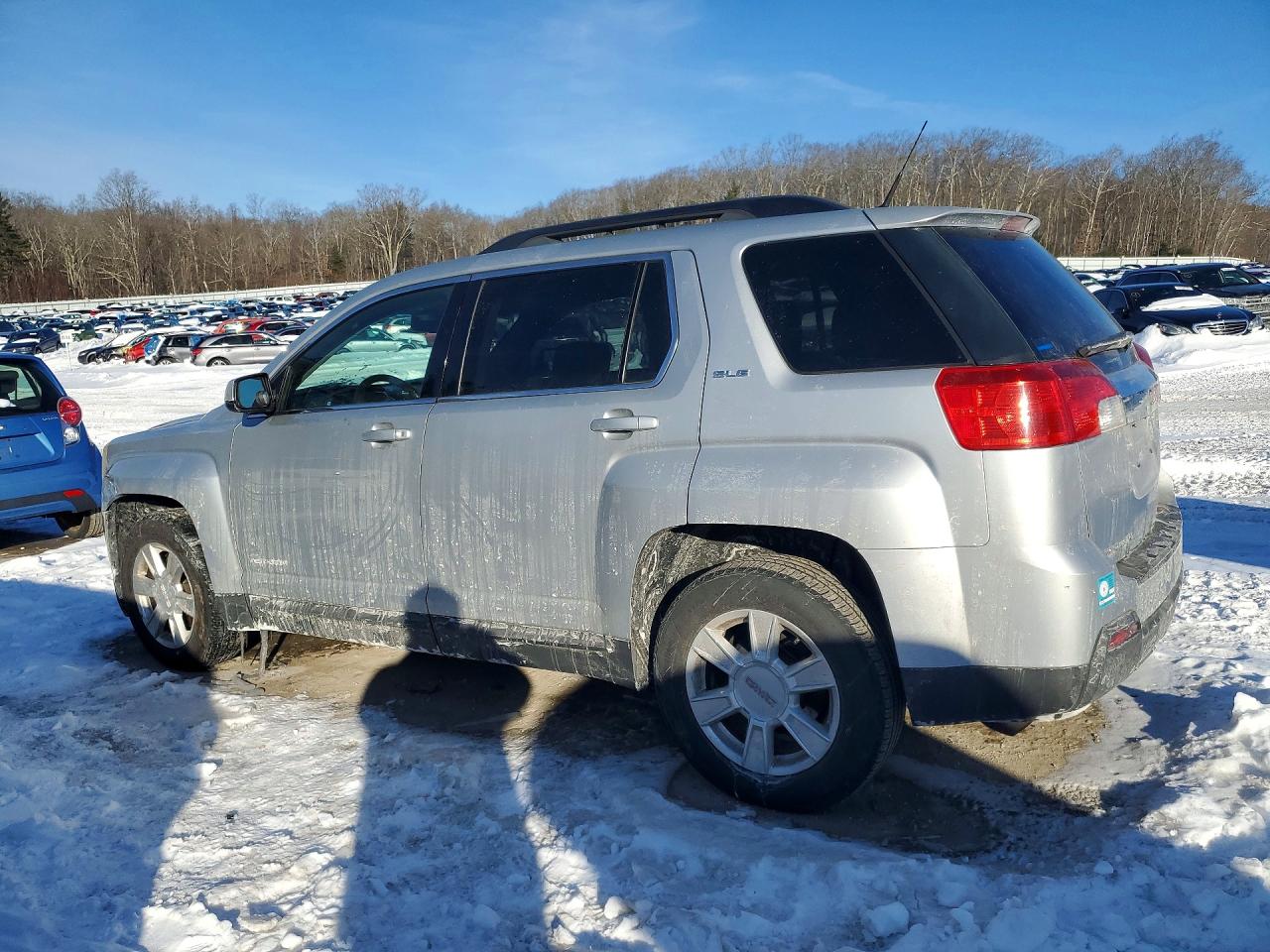 2011 GMC Terrain VIN 2CTFLTEC2B6374159 photo 2