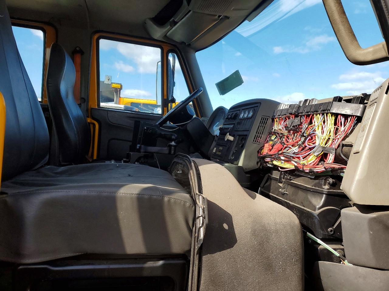 2014 International All models VIN 1HTWLAZR6EH790148 photo 5