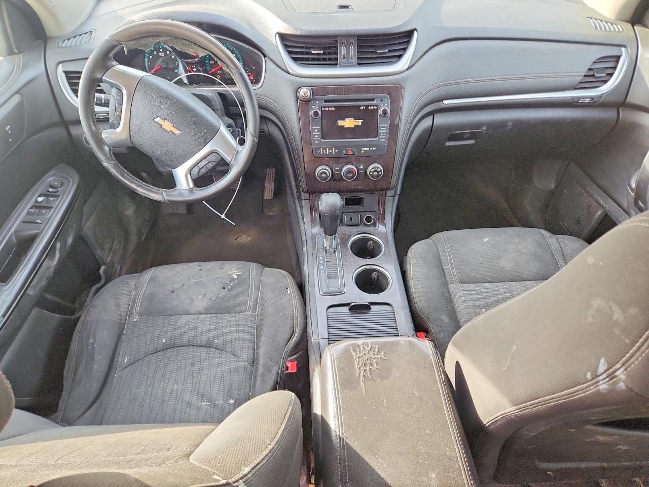 2017 Chev Traverse VIN 1GNKVGKD3HJ110363 photo 8