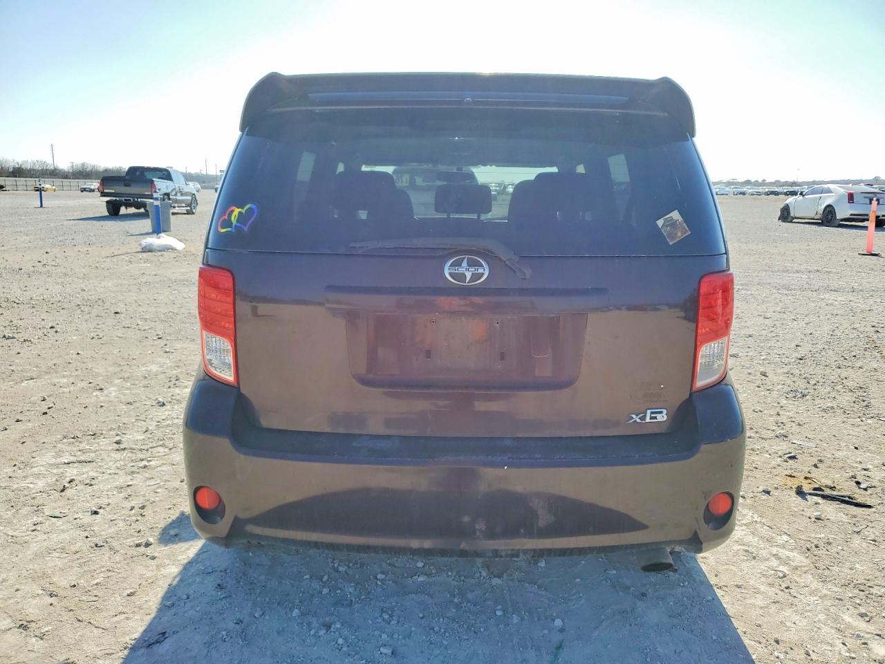 2011 TOYOTA Scion VIN JTLZE4FE8B1123209 photo 6