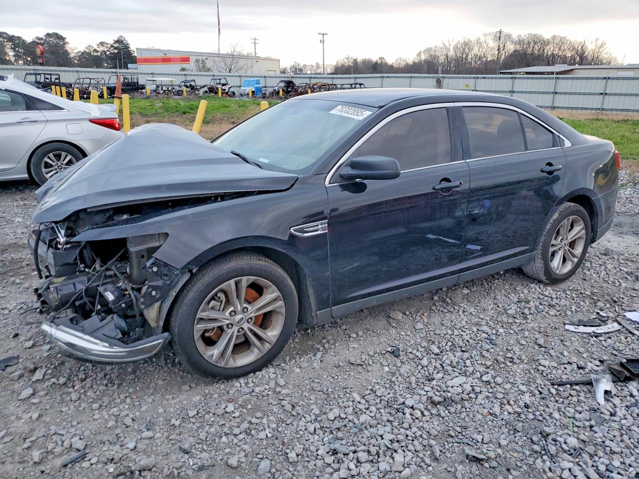 2017 Ford Taurus VIN 1FAHP2D80HG108671 photo 1