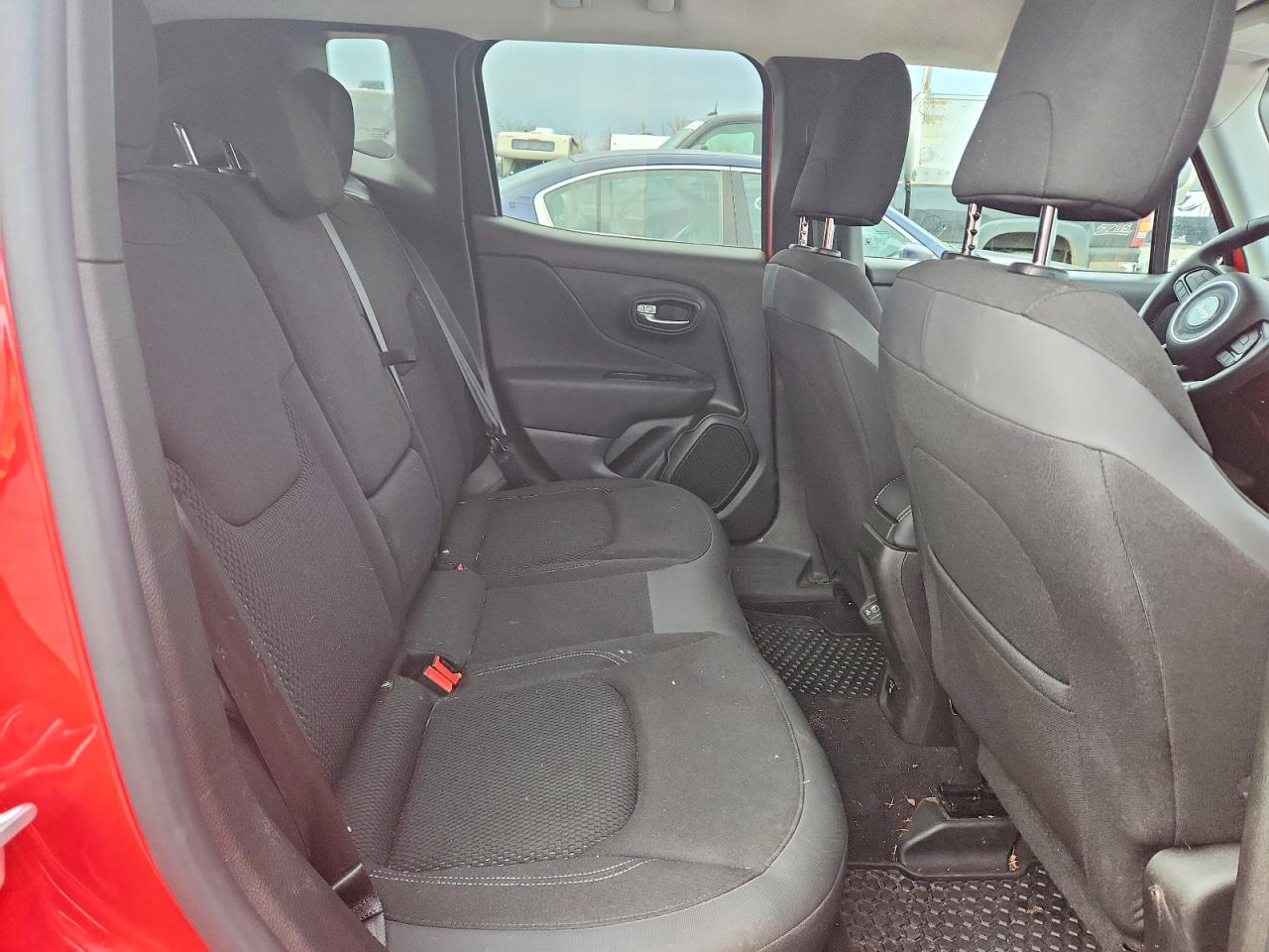 2022 Jeep Renegade VIN ZACNJDB11NPN89218 photo 10