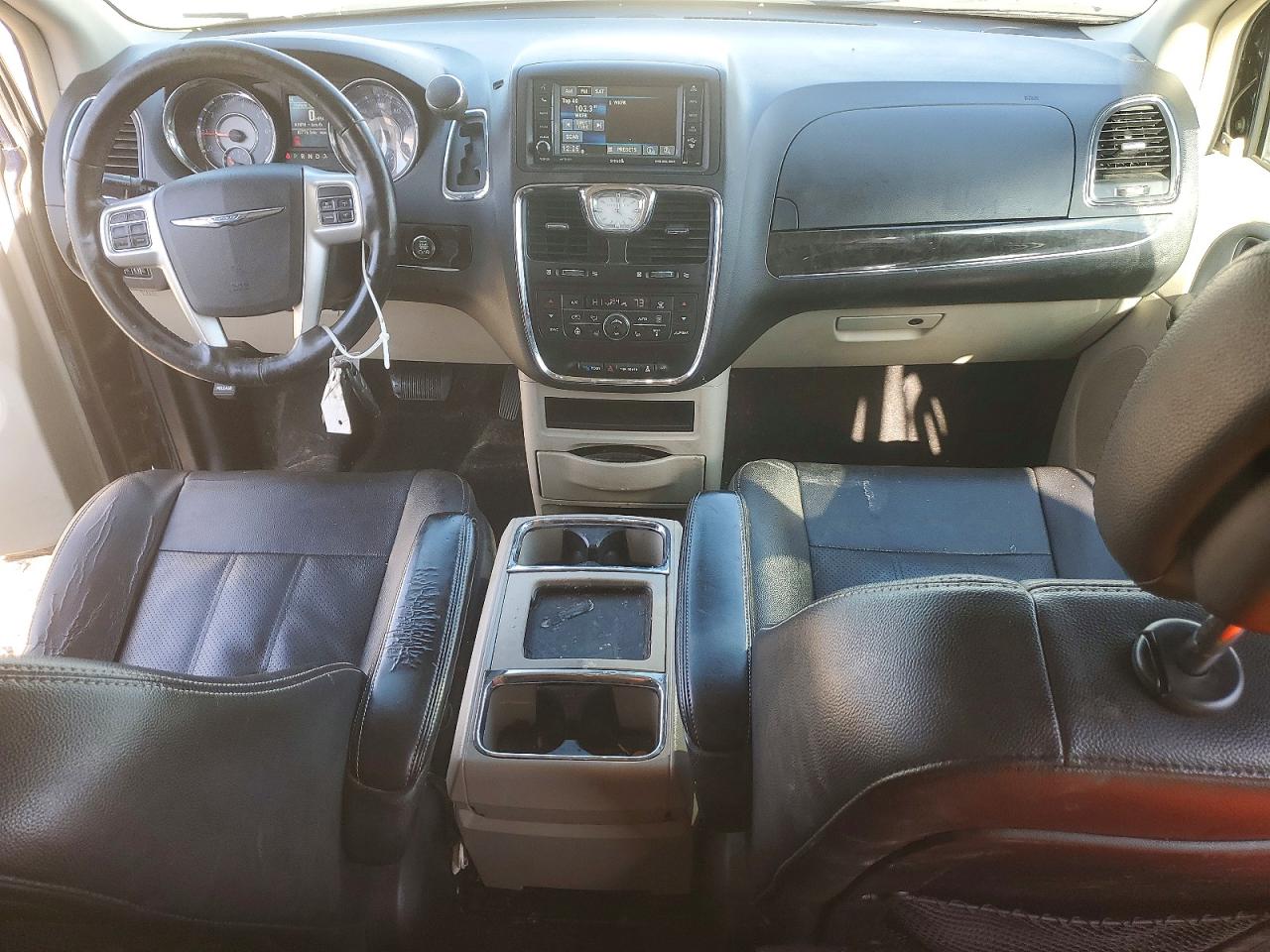 2016 Chrysler Minivan VIN 2C4RC1CG6GR232566 photo 8
