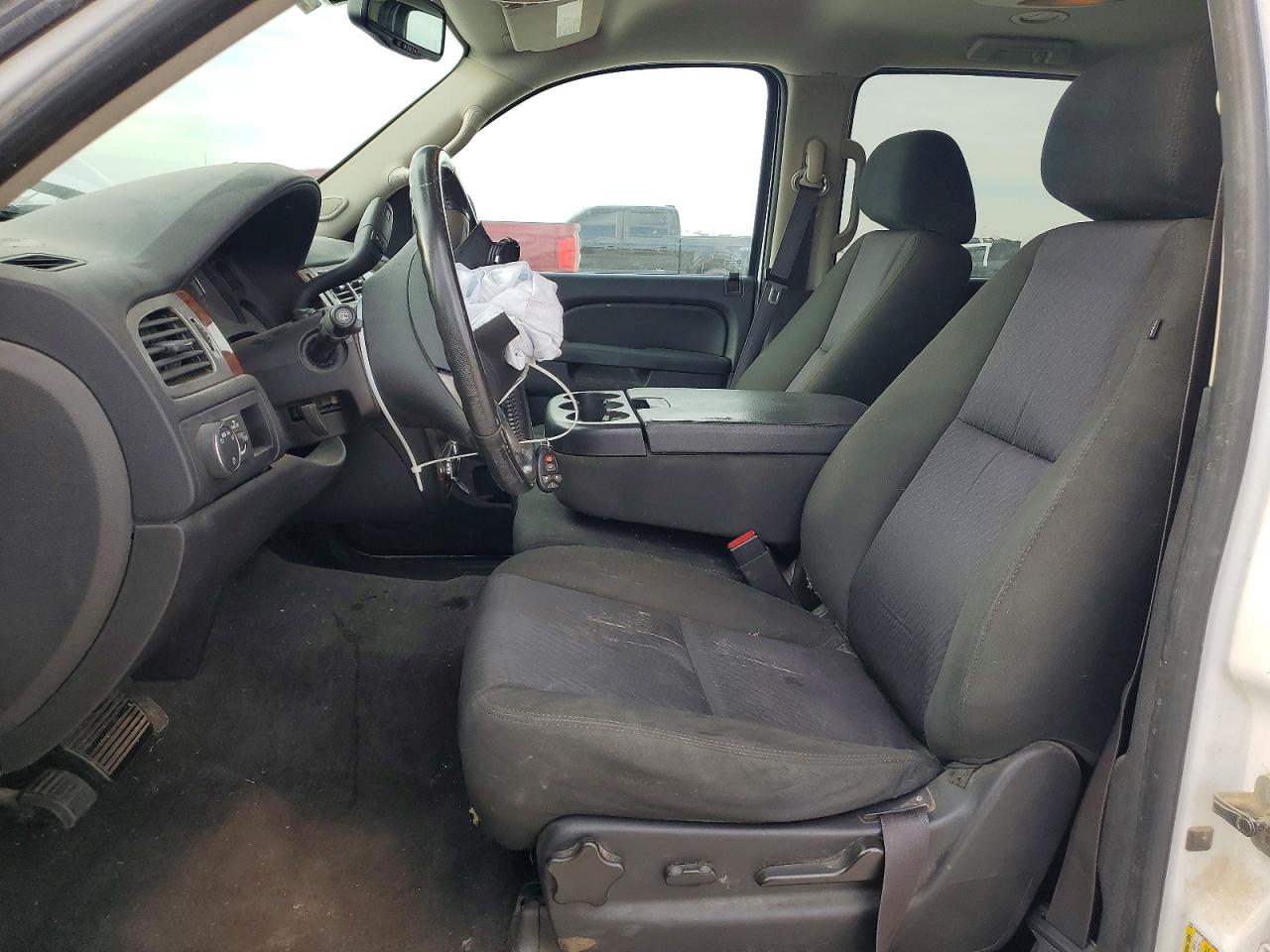 2014 Chevrolet Suburban VIN 1GNSCHE09ER136600 photo 7