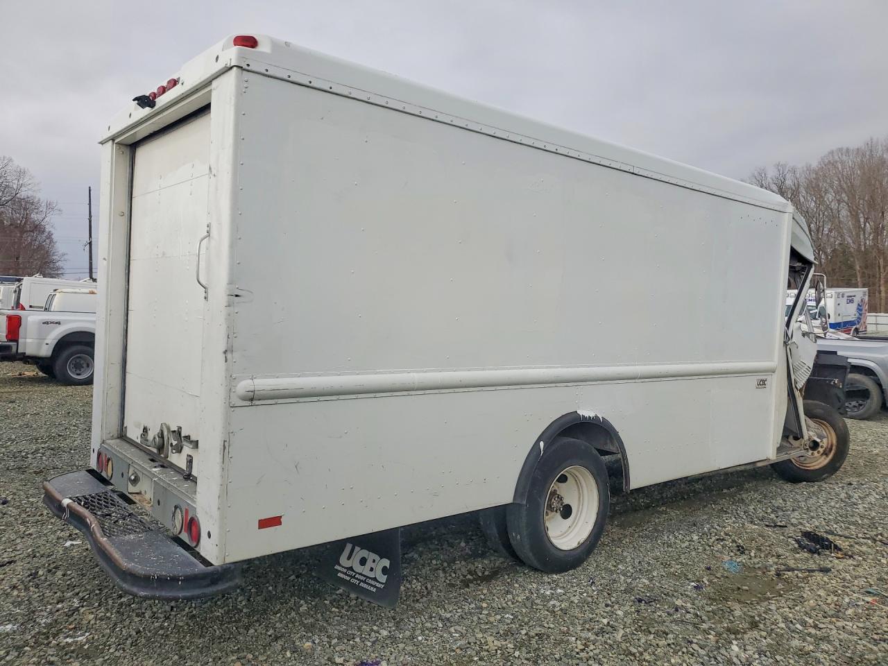 2003 WORKHORSE All models VIN 5B4HP42Y333359828 photo 3