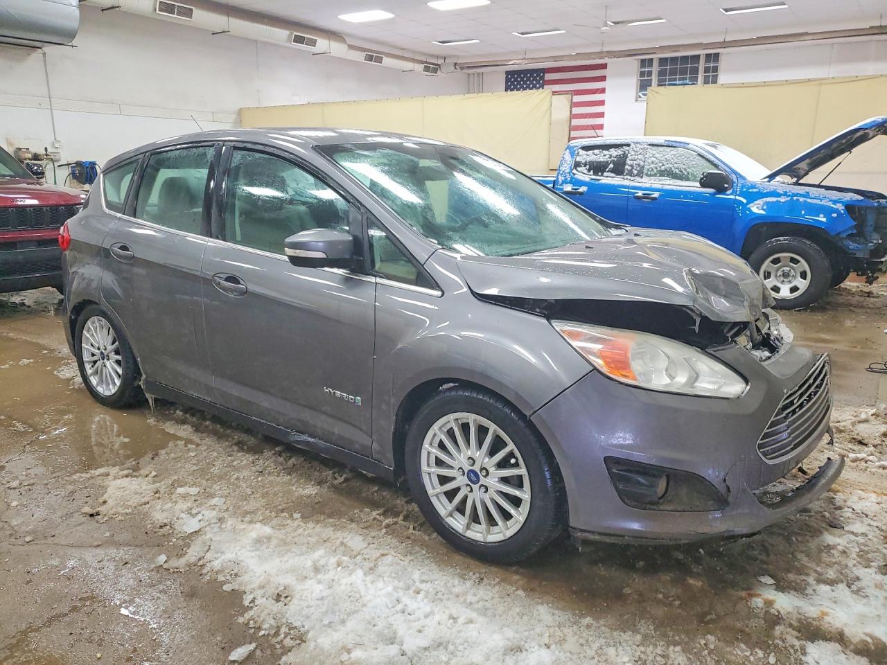 2013 Ford Cmax VIN 1FADP5BU6DL549111 photo 4
