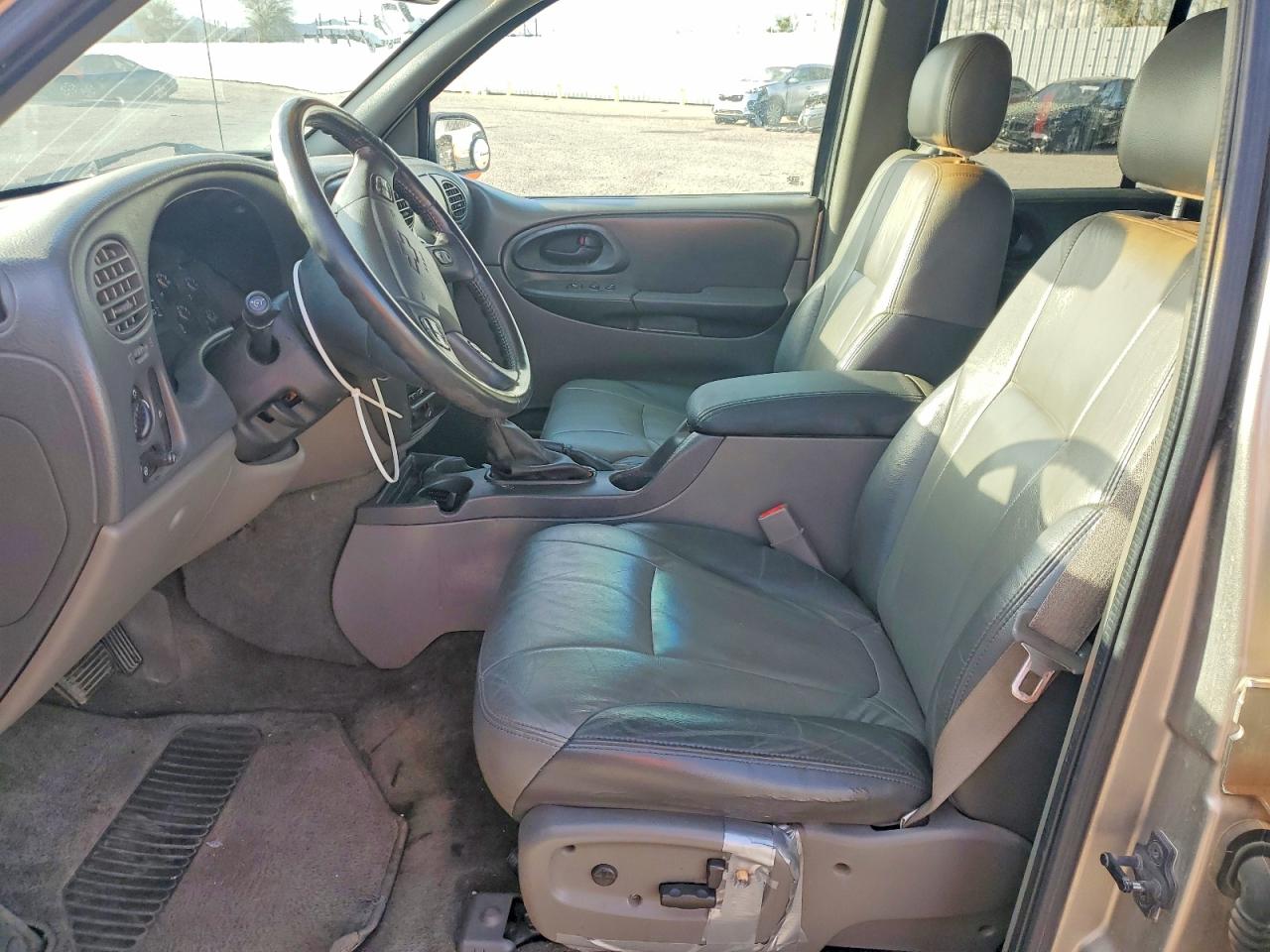 2002 CHEV Trailblaze VIN 1GNDT13S322196753 photo 7