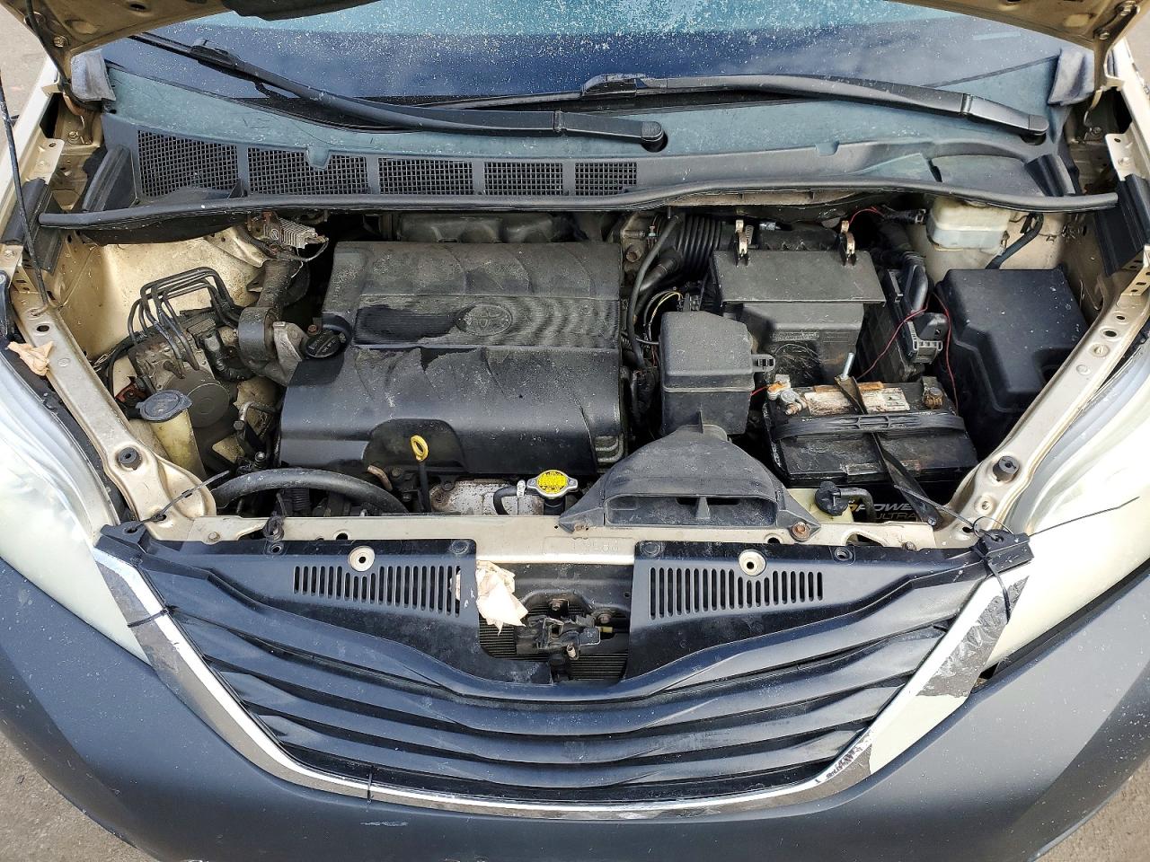 2011 Toyota All models VIN 5TDKK3DC3BS027444 photo 12