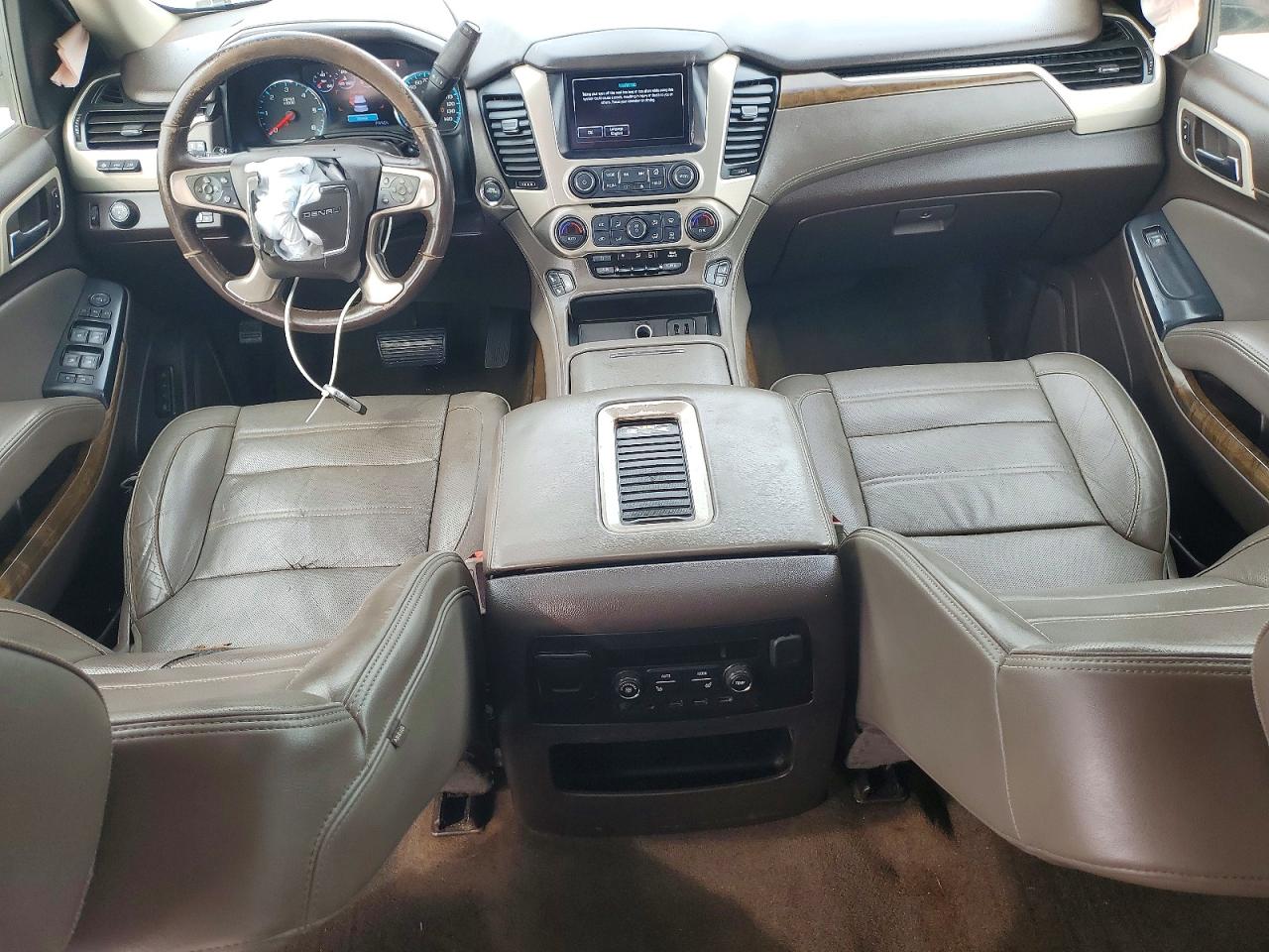 2018 GMC Yukon VIN 1GKS1HKJ2JR124055 photo 8