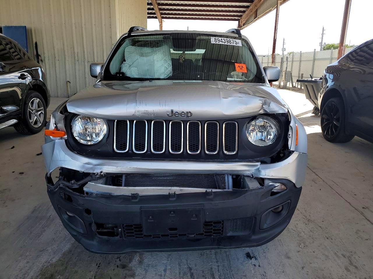 2017 Jeep Renegade VIN ZACCJABB3HPG37775 photo 5