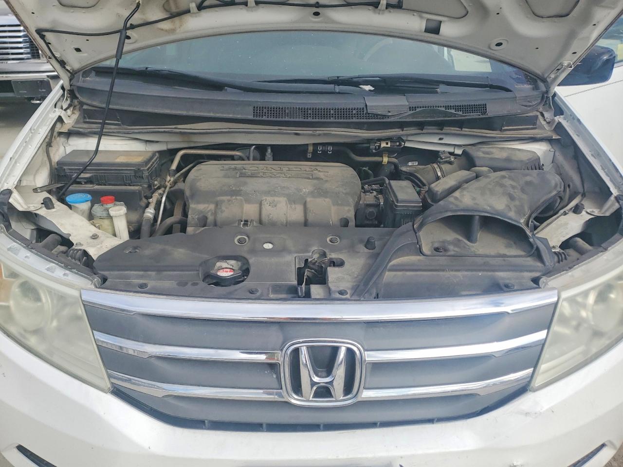2011 Honda All models VIN 5FNRL5H64BB019028 photo 12