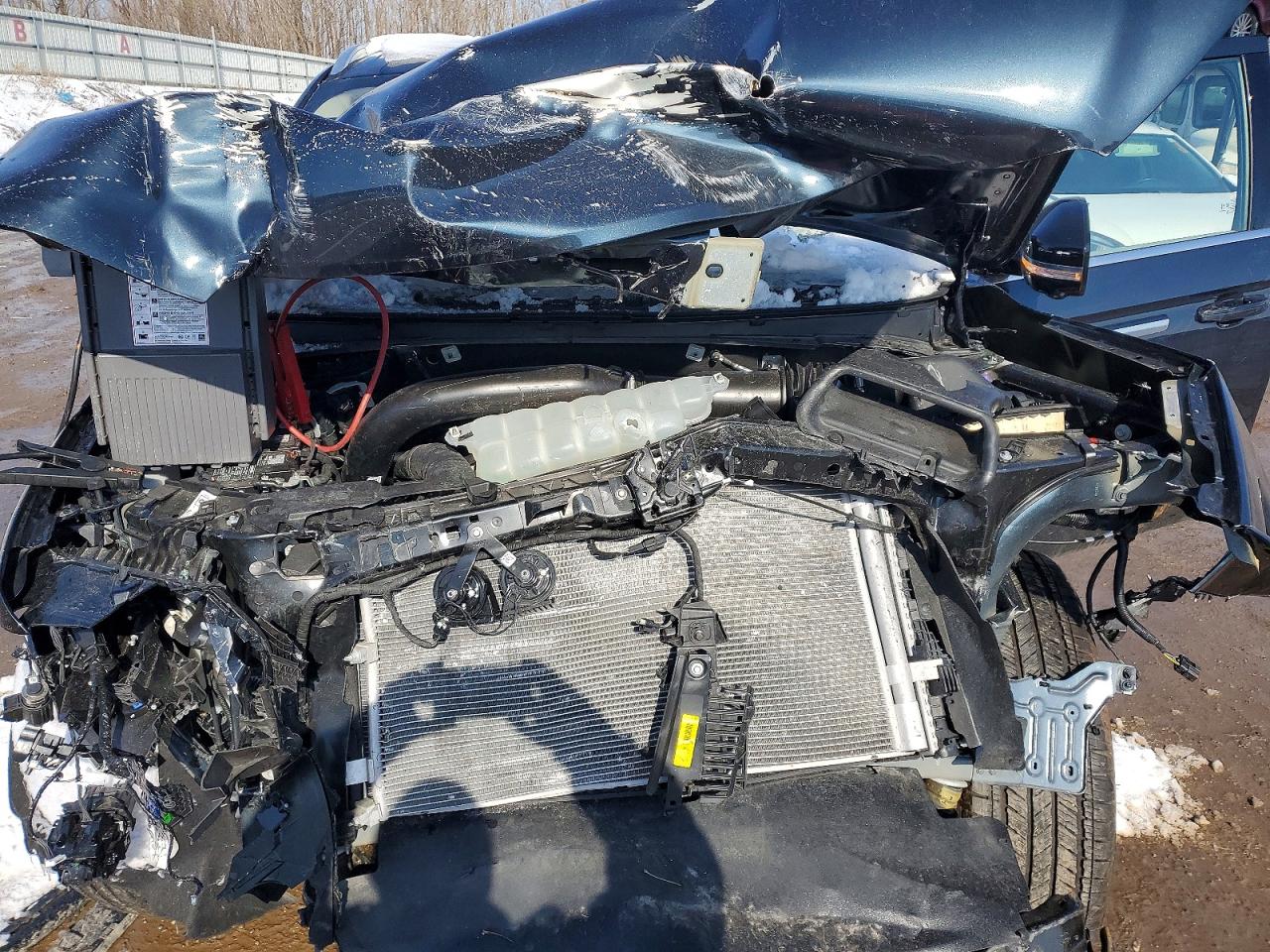 2025 Lincoln Navigator VIN 5LMJJ2LG8SEL11602 photo 12