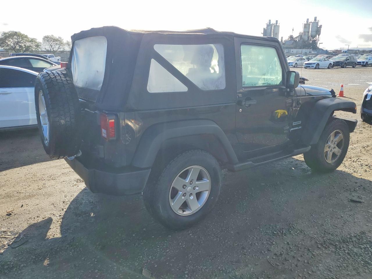 2010 Jeep Wrangler / VIN 1J4AA2D13AL154941 photo 3