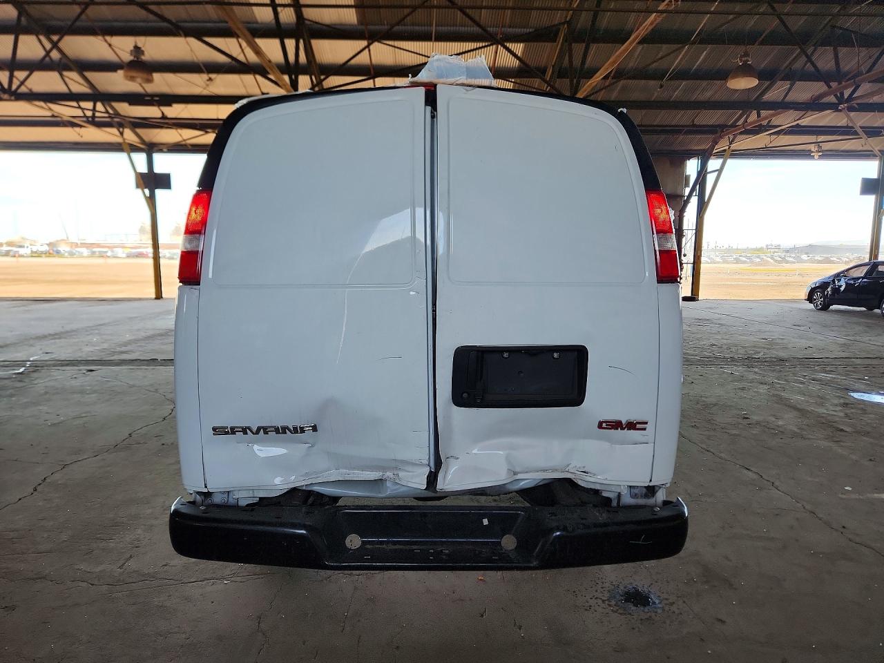 2022 GMC Savana VIN 1GTZ7HFP5N1141170 photo 6