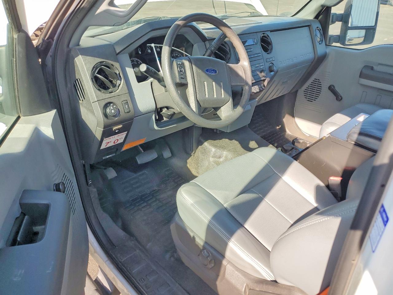 2013 Ford F250 VIN 1FTBF2A63DEB82095 photo 8