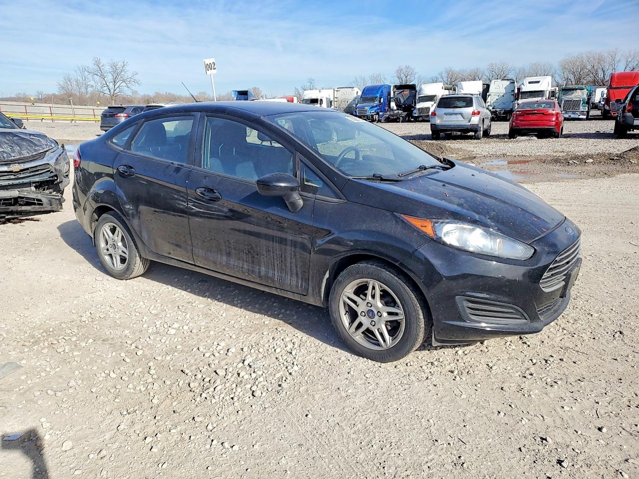 2018 Ford Fiesta VIN 3FADP4BJ8JM126444 photo 4