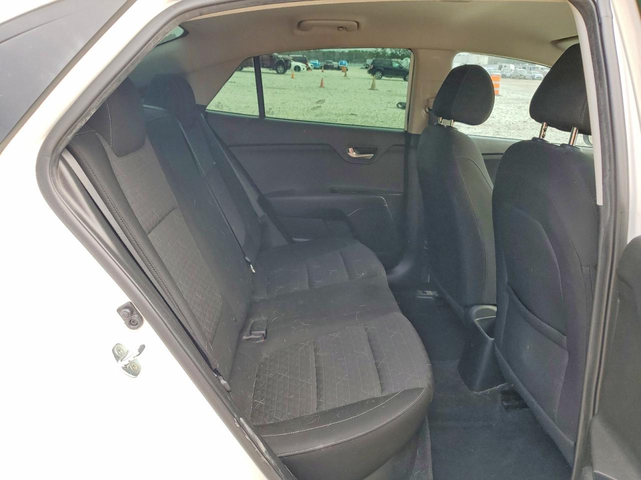 2021 Kia Rio VIN 3KPA24AD6ME373273 photo 10