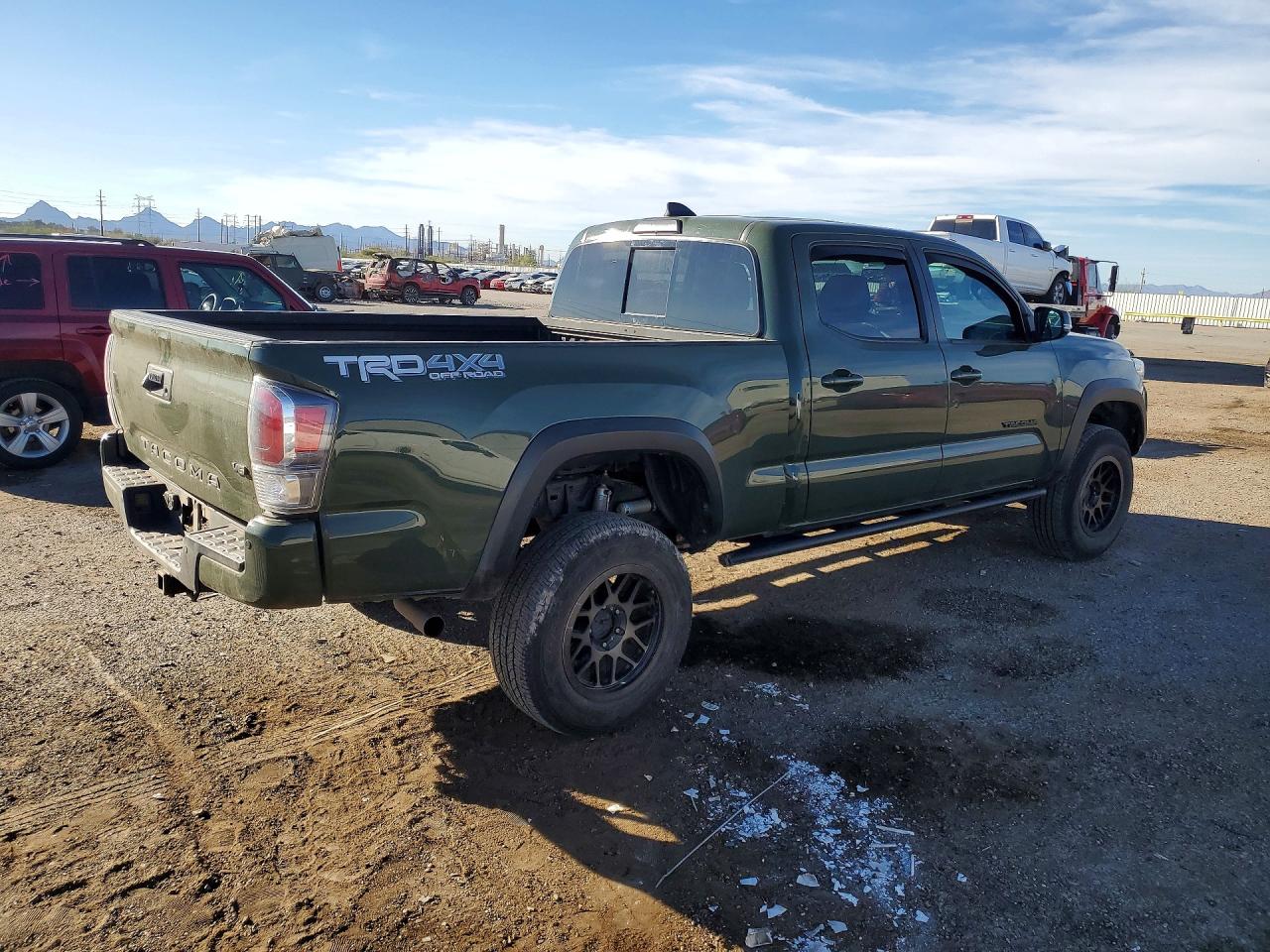 2021 Toyota Tacoma VIN 3TMDZ5BN4MM116351 photo 3