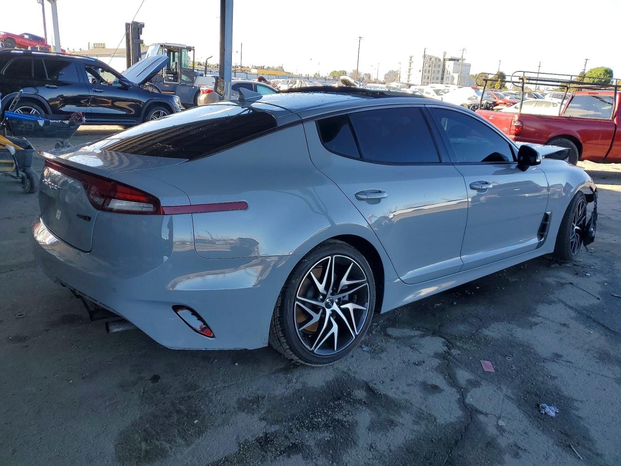 2022 Kia Stinger VIN KNAE35LD8N6110160 photo 3