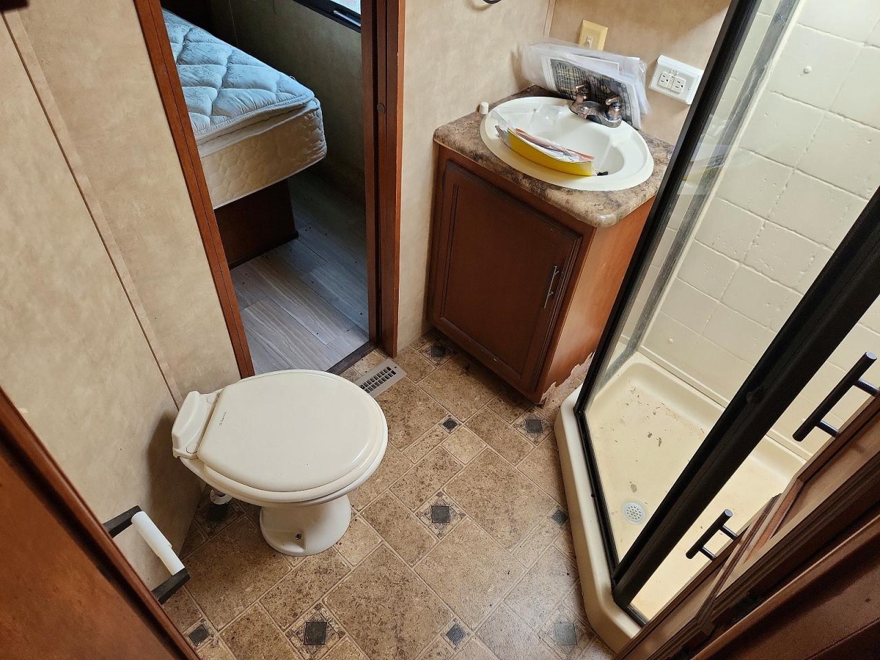 2012 WINNEBAGO Raven VIN 54CBA0R20C1S92886 photo 8