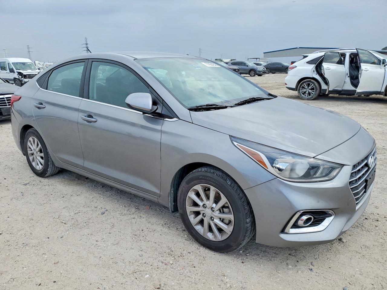2022 Hyundai Accent VIN 3KPC24A67NE173854 photo 4