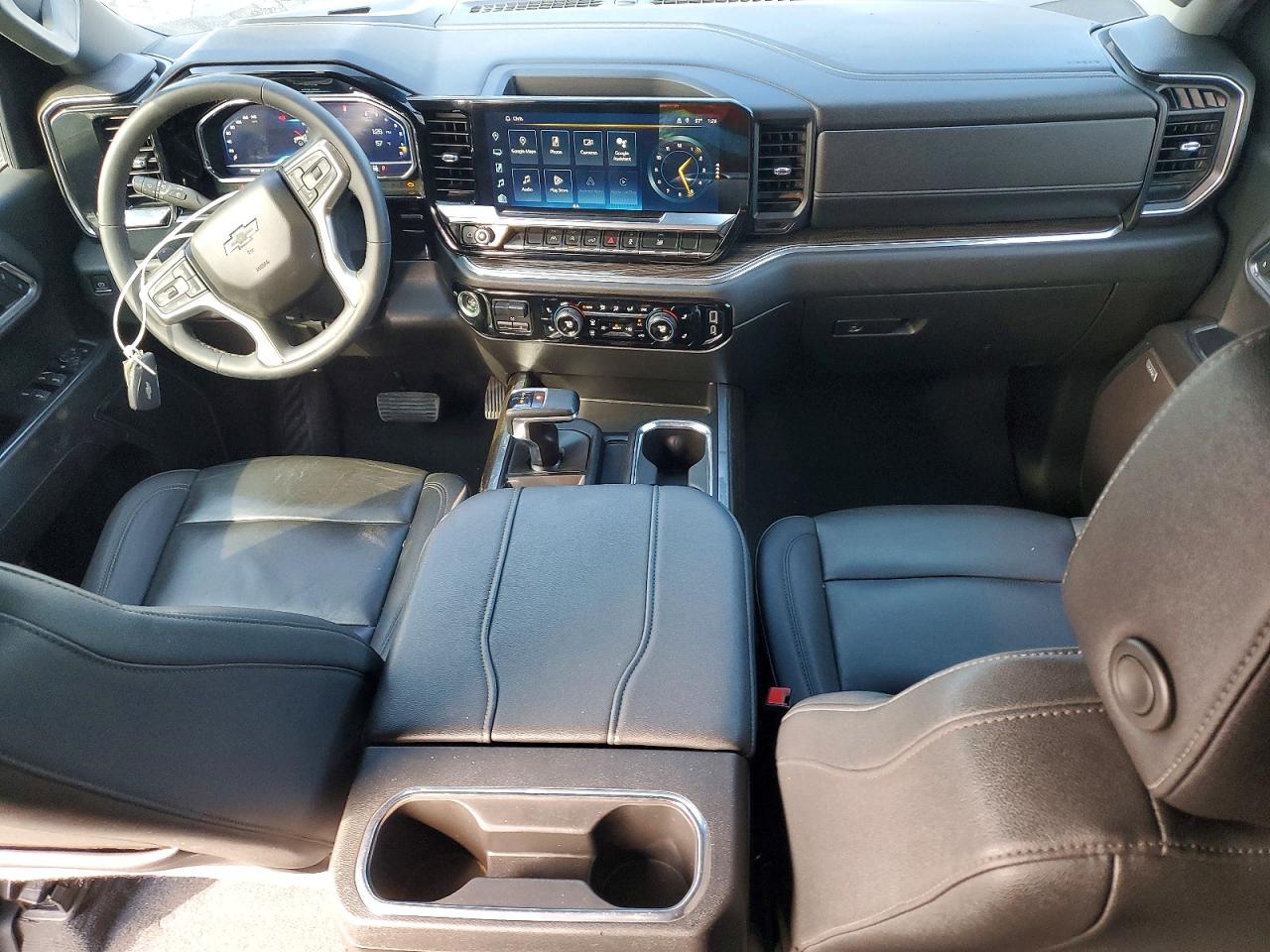 2023 Chevrolet All models VIN 2GCUDEED6P1145993 photo 8