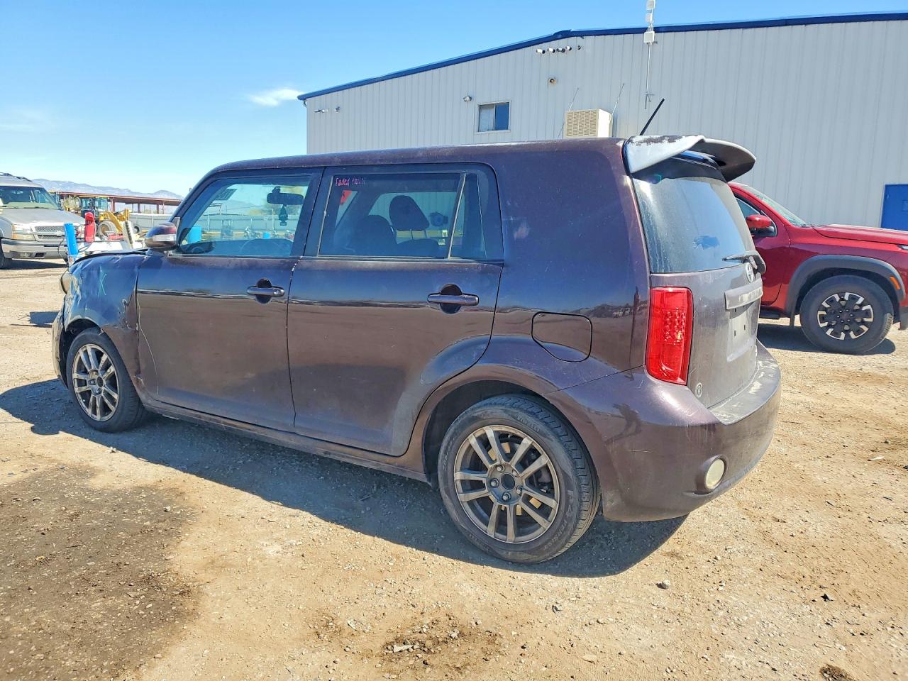 2010 Scion Xb VIN JTLZE4FE0A1106886 photo 2