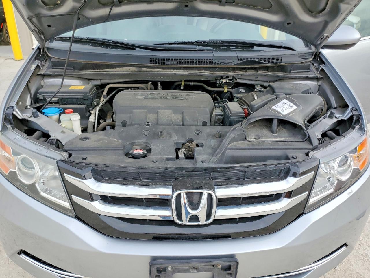 2016 HONDA All models VIN 5FNRL5H65GB131036 photo 12