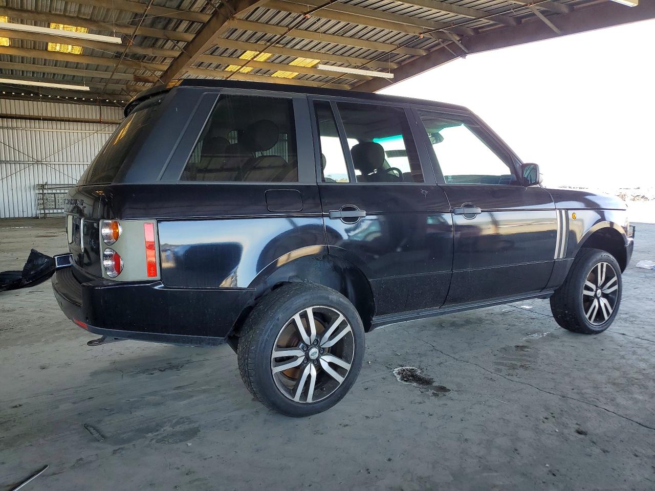 2005 LANDAU Rangerover VIN SALME11405A185610 photo 3