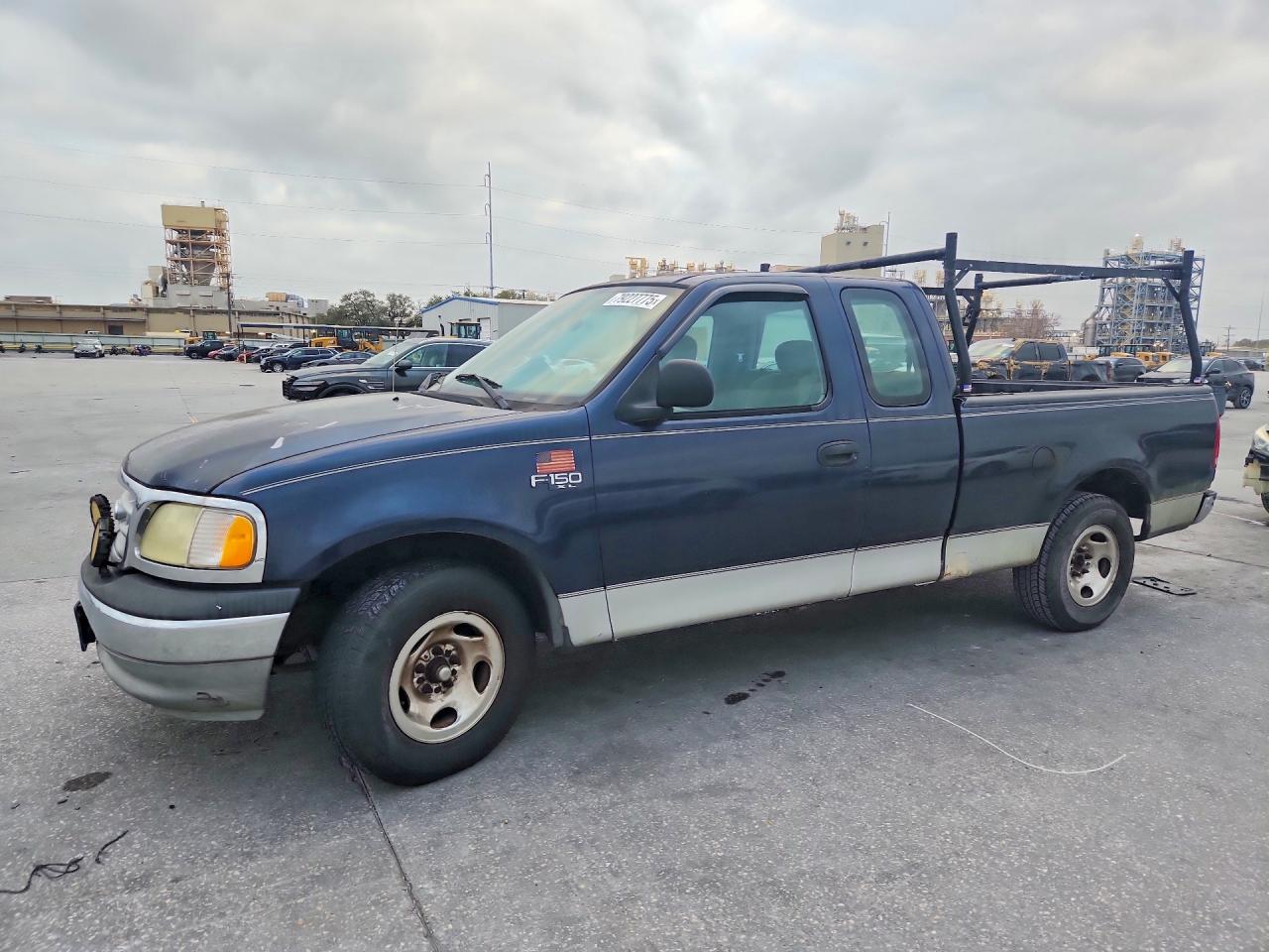2003 Ford F150 VIN 1FTRX17203NB60788 photo 1