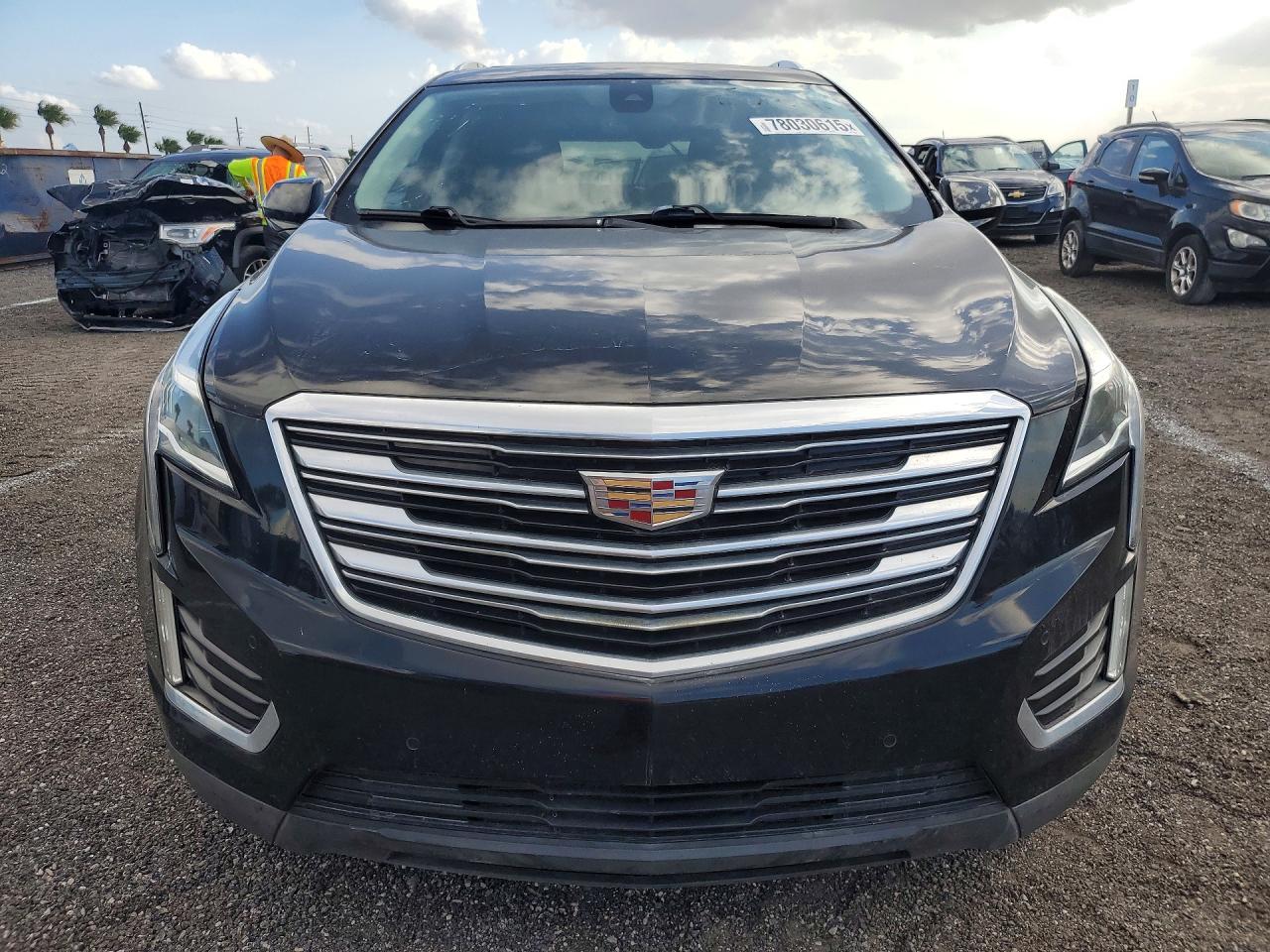 2017 Cadillac Xt5 VIN 1GYKNCRS7HZ130553 photo 5
