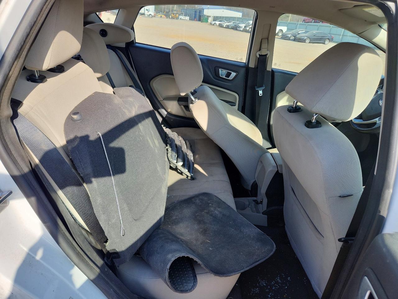 2014 Ford Fiesta VIN 3FADP4EJ6EM212840 photo 10