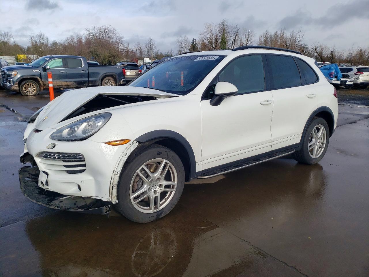 2012 Porsche Cayenne VIN WP1AA2A27CLA10930 photo 1