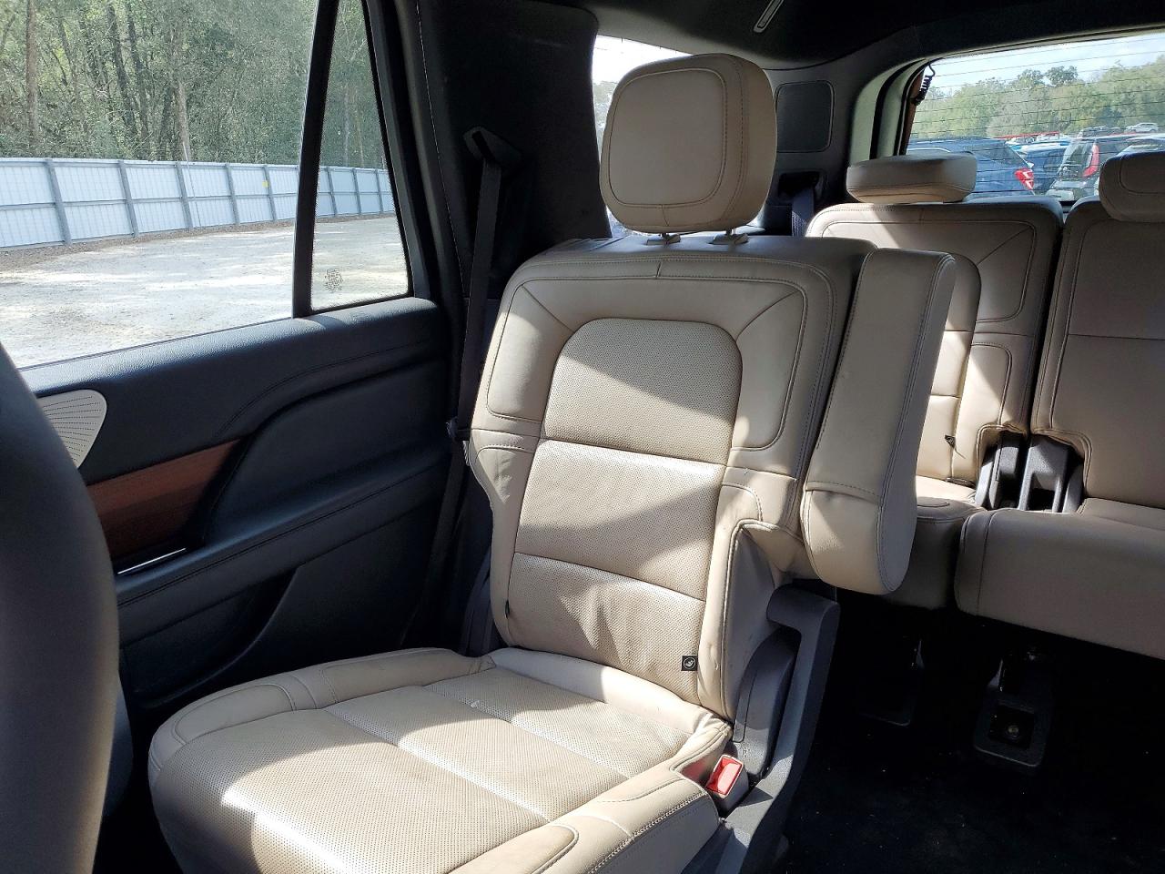 2023 Lincoln Navigator VIN 5LMJJ2LGXPEL10846 photo 11