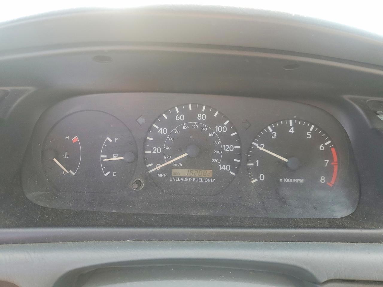 1998 Toyota Camry VIN 4T1BG22K0WU373258 photo 9