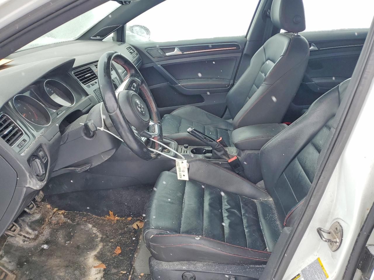 2015 Volkswagen Gti VIN 3VW5T7AU2FM003136 photo 7