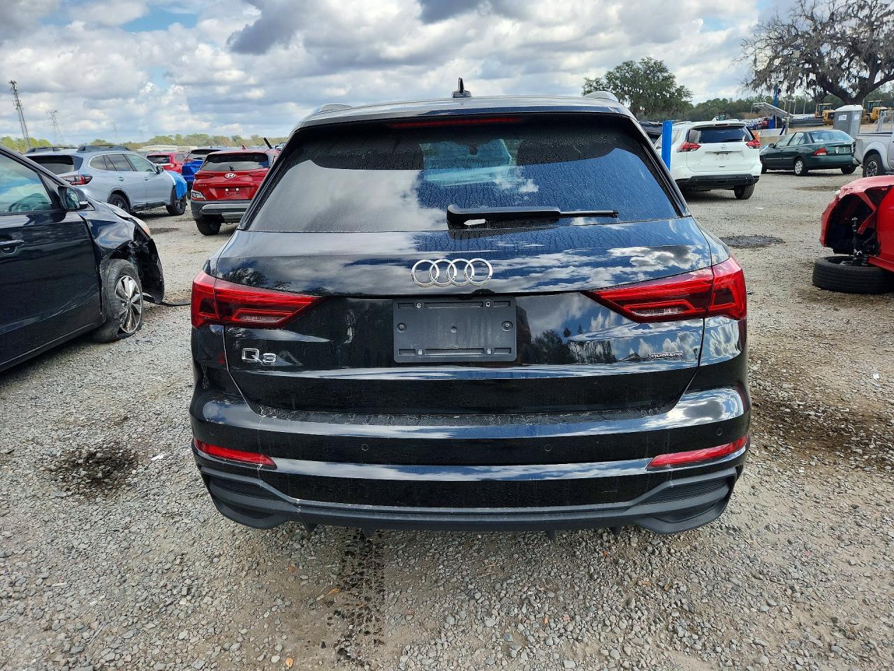 2025 Audi Q3 VIN WA1DECF30S1008306 photo 6