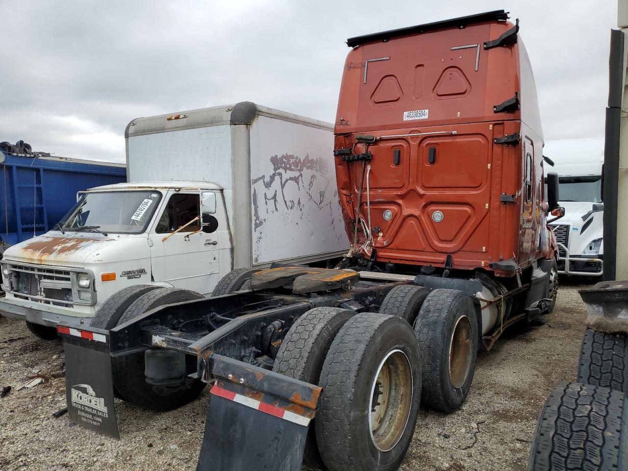 2019 FREIGHTLINER CASCADIA 126 VIN 3AKJHHDR4KSJV4536 photo 4