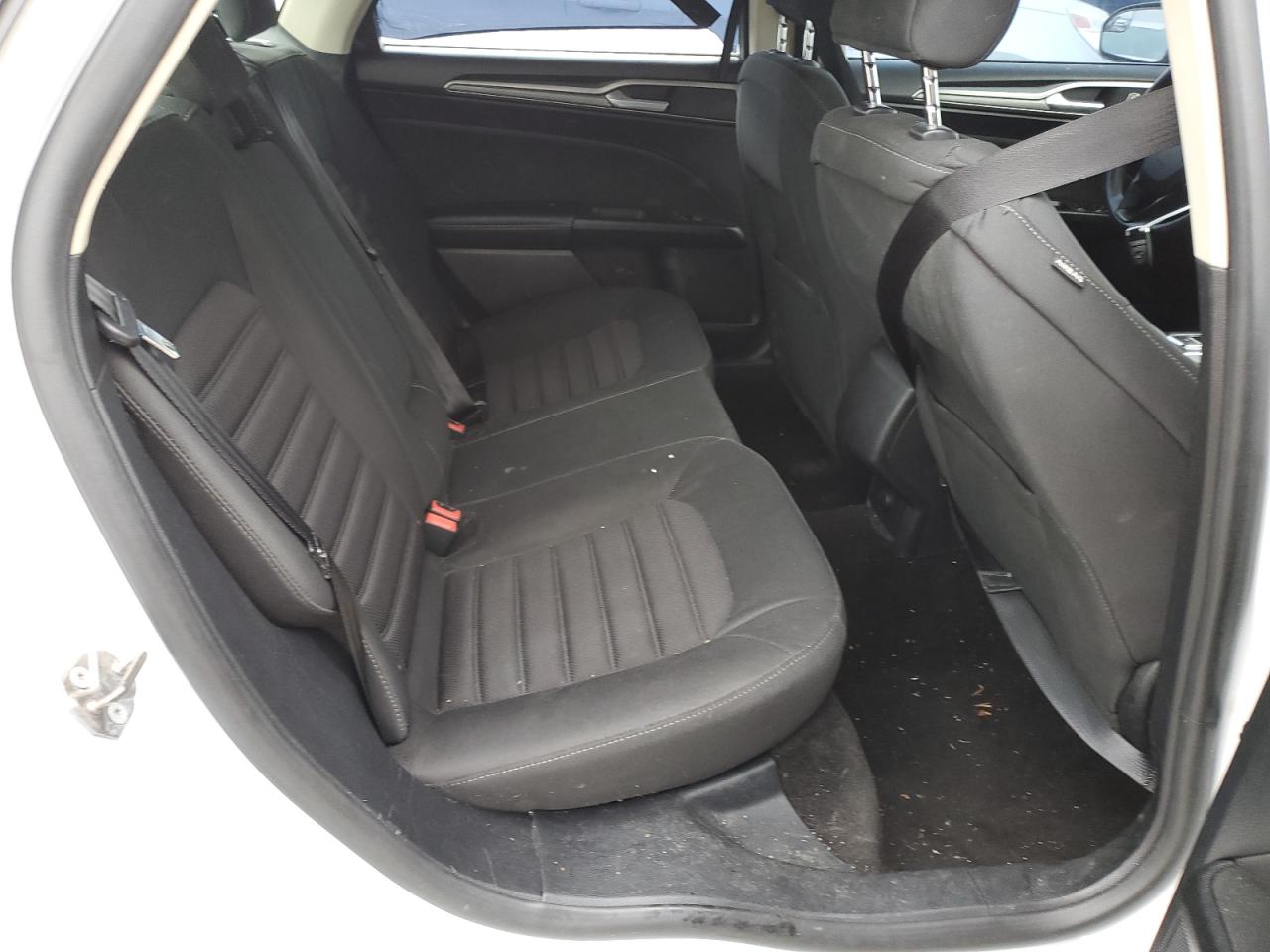 2018 Ford Fusion VIN 3FA6P0H71JR133624 photo 10